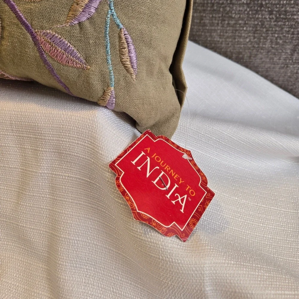 A Journey to India Floral Embroidered Throw Pillow Tan Boho Crewelwork 15x15 NWT